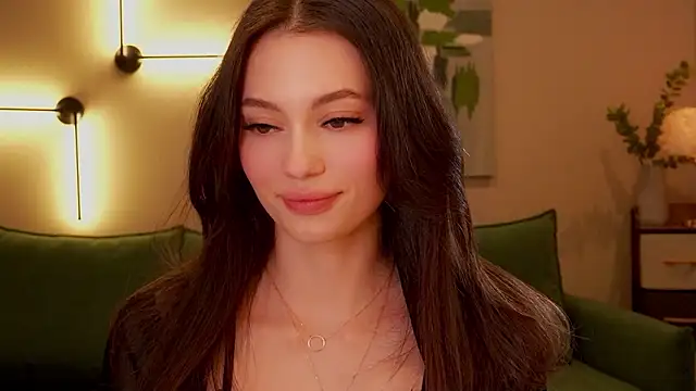 Snapshot of FirstOfFallen chatting on 12/03/24, 01:43 FirstOfFallen online show from 12/03/24, 01:43