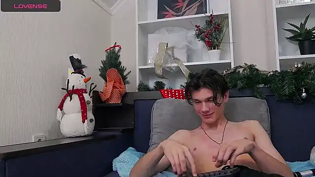 CalvinCay online show from 12/20/24, 01:58