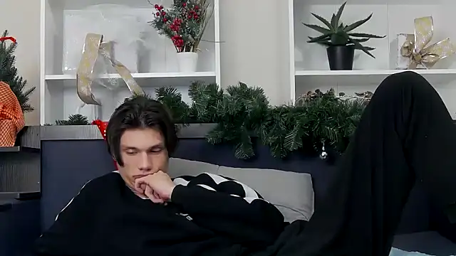 CalvinCay online show from 12/31/24, 05:22