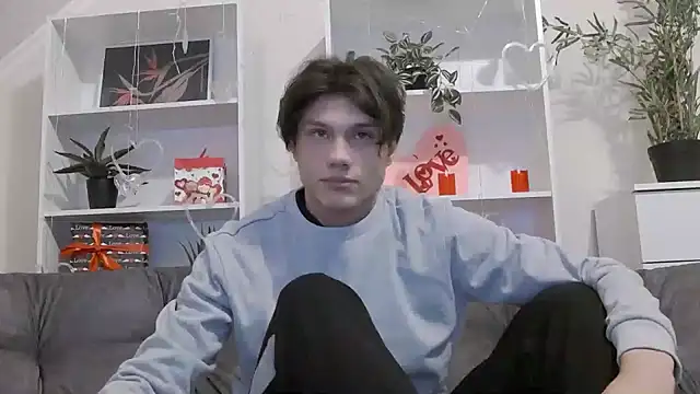 CalvinCay online show from 02/05/25, 01:37