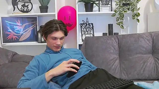 CalvinCay online show from 02/24/25, 07:52