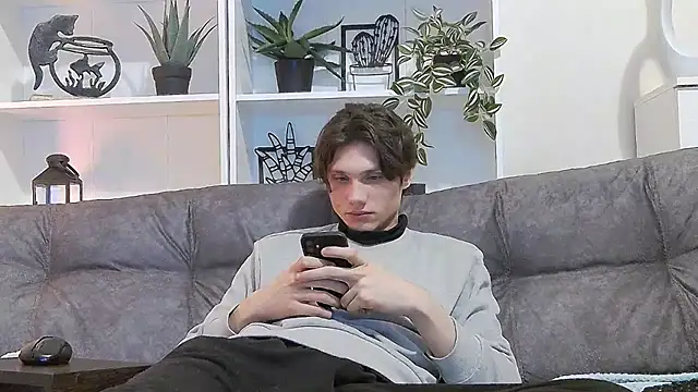 CalvinCay online show from 03/09/25, 07:59