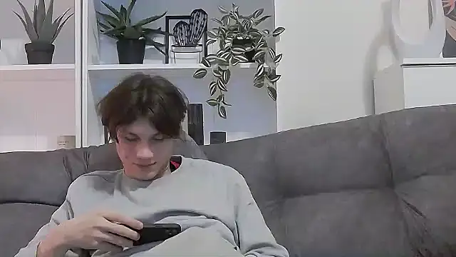 CalvinCay online show from 03/10/25, 08:01