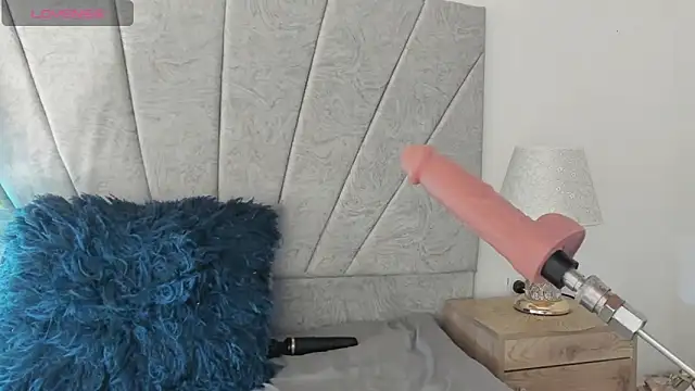 emilyrojas online show from 02/28/25, 03:37