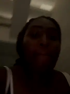 emilyrojas online show from 09/27/25, 11:37