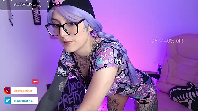 selvalentinex online show from 11/07/25, 01:05