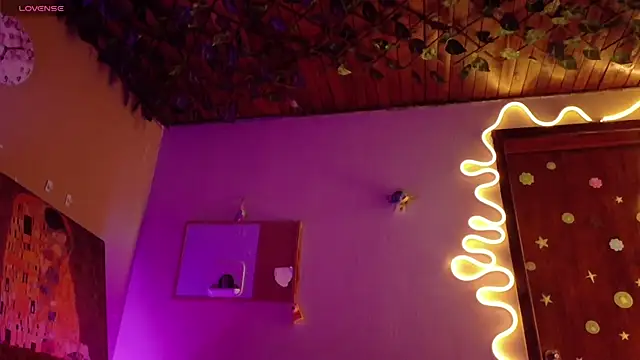 maryberry   online show from 11/08/25, 03:07