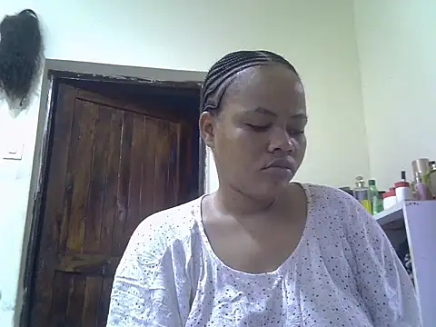 Snapshot of Amberay1 chatting on 02/24/26, 04:21 Amberay1 online show from 02/24/26, 04:21