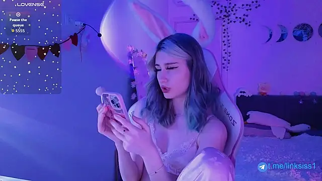 twicewetgirl online show from 04/29/26, 05:30