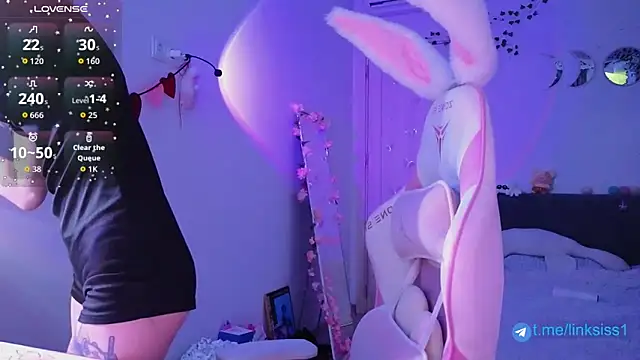 twicewetgirl online show from 05/06/26, 02:00