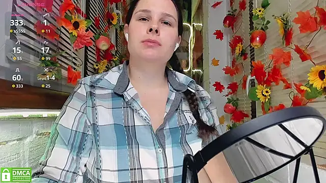 Candys booty online show from 10/16/25, 10:11