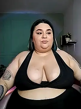 tiffany laurens online show from 12/29/24, 09:50