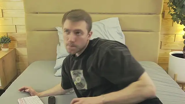 EthanPinkman online show from 03/10/26, 04:28