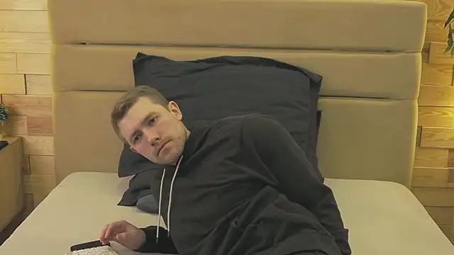 EthanPinkman online show from 04/20/26, 04:15