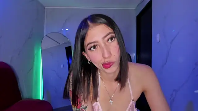 LilithCooperr  online show from 10/04/25, 09:02