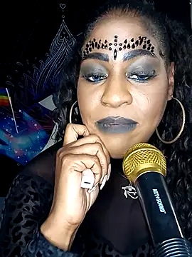 AmazonianMistress online show from 10/23/25, 01:16