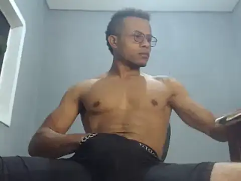 grandominantex1 online show from 12/10/24, 03:41