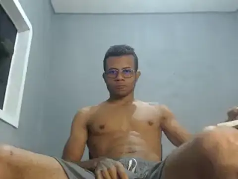 grandominantex1 online show from 01/05/25, 07:17