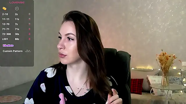 Snapshot of Naughty__Megan chatting on 04/24/26, 05:10 Naughty Megan online show from 04/24/26, 05:10