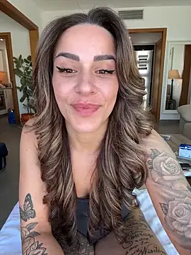 Alisa-Marie online show from 04/15/26, 10:55