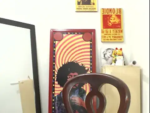 Snapshot of MikeRiverx chatting on 02/17/25, 07:53 MikeRiverx online show from 02/17/25, 07:53