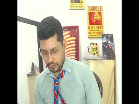 Snapshot of MikeRiverx chatting on 09/12/25, 03:06 MikeRiverx online show from 09/12/25, 03:06