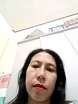 2HotAsain4u online show from 04/19/26, 10:01