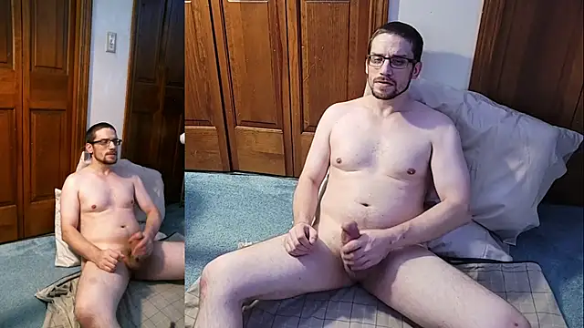 Snapshot of MaxxCloud chatting on 10/22/25, 08:25 MaxxCloud online show from 10/22/25, 08:25