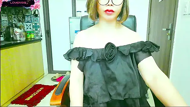 Miu-Le online show from 09/21/25, 09:55