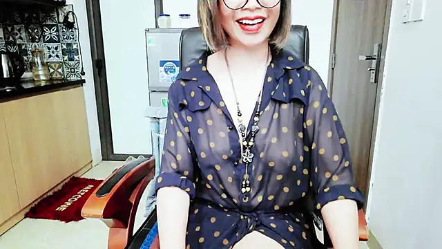 Miu-Le online show from 11/11/25, 11:32