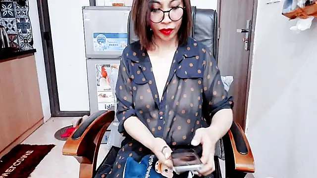 Miu-Le online show from 01/14/26, 07:25