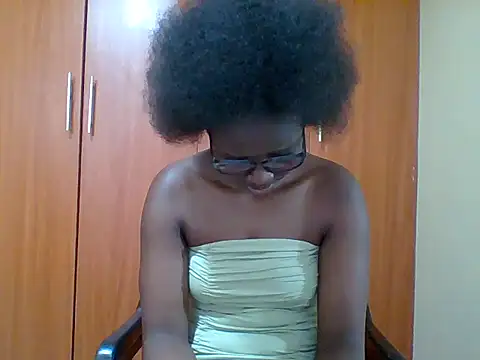 sexy darleen23 online show from 02/05/26, 11:04