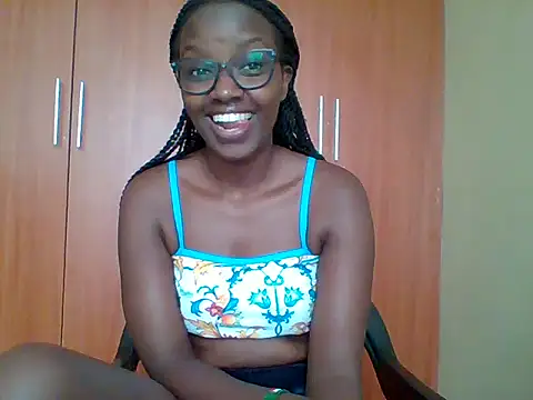 Snapshot of sexy_darleen23 chatting on 05/25/26, 09:15 sexy darleen23 online show from 05/25/26, 09:15