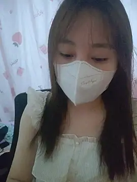 Snapshot of Kajisu_26 chatting on 05/05/26, 12:51 Kajisu 26 online show from 05/05/26, 12:51