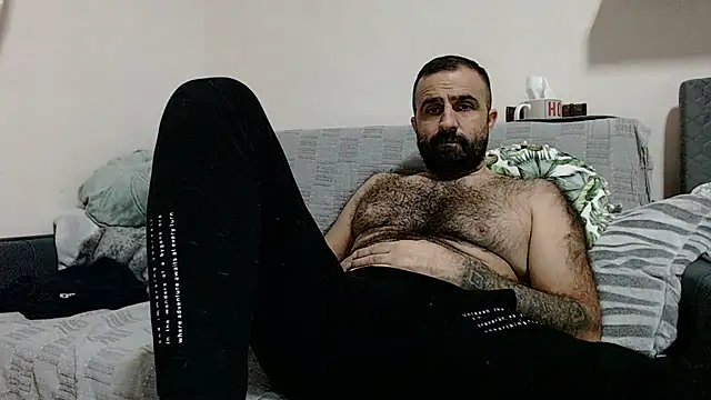 Snapshot of ivat80 chatting on 12/04/24, 10:19 ivat80 online show from 12/04/24, 10:19