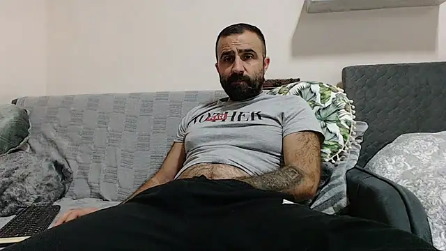 Snapshot of ivat80 chatting on 12/07/24, 06:15 ivat80 online show from 12/07/24, 06:15