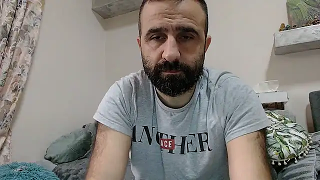 Snapshot of ivat80 chatting on 12/08/24, 07:26 ivat80 online show from 12/08/24, 07:26