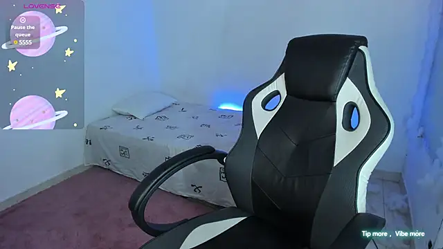 Riana Kean online show from 02/25/25, 02:25