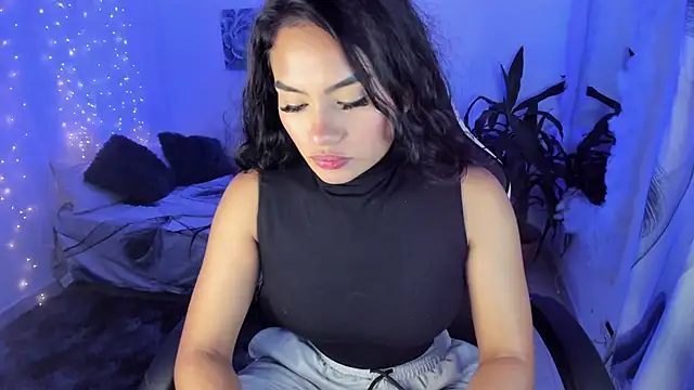 Riana Kean online show from 09/09/25, 02:22