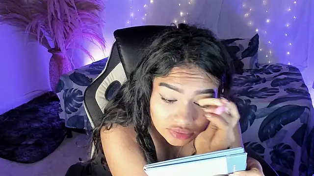 Riana Kean online show from 04/14/26, 05:24