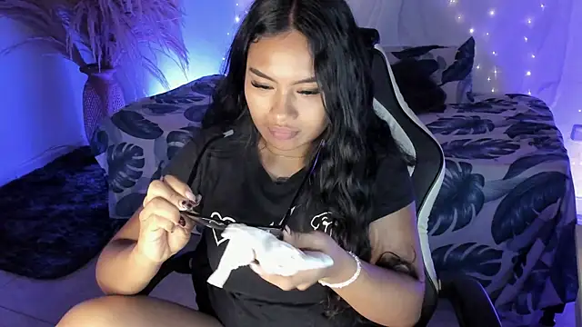 Riana Kean online show from 04/20/26, 02:58