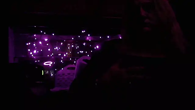 Snapshot of jessicalove99 chatting on 02/02/26, 05:50 jessicalove99 online show from 02/02/26, 05:50