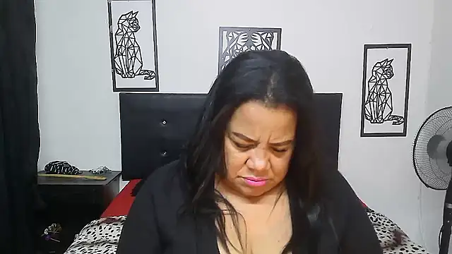 Shanttal0272 online show from 01/11/26, 04:56