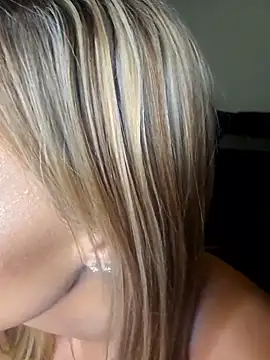 ellieconradxo online show from 09/20/25, 03:07