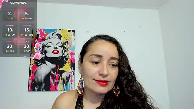  luna  sweet  online show from 03/21/25, 11:45