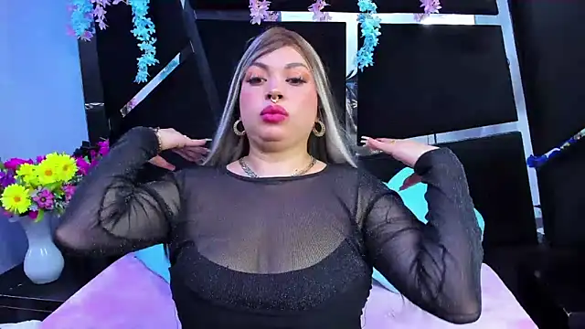 Cocoo Nuth online show from 02/15/26, 03:03