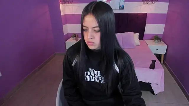 Alli cooper online show from 02/03/25, 12:36