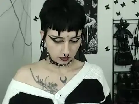 n0sferatus   online show from 10/29/25, 03:53