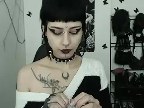 n0sferatus   online show from 12/20/25, 03:46