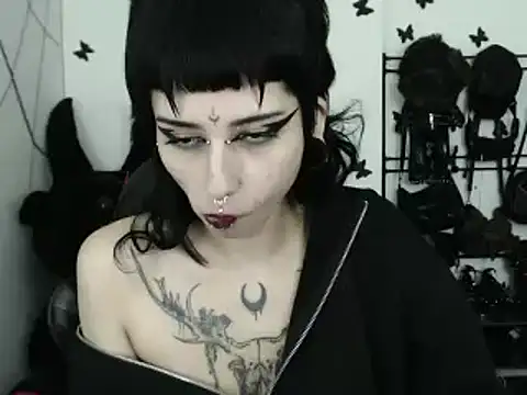 n0sferatus   online show from 02/25/26, 03:05